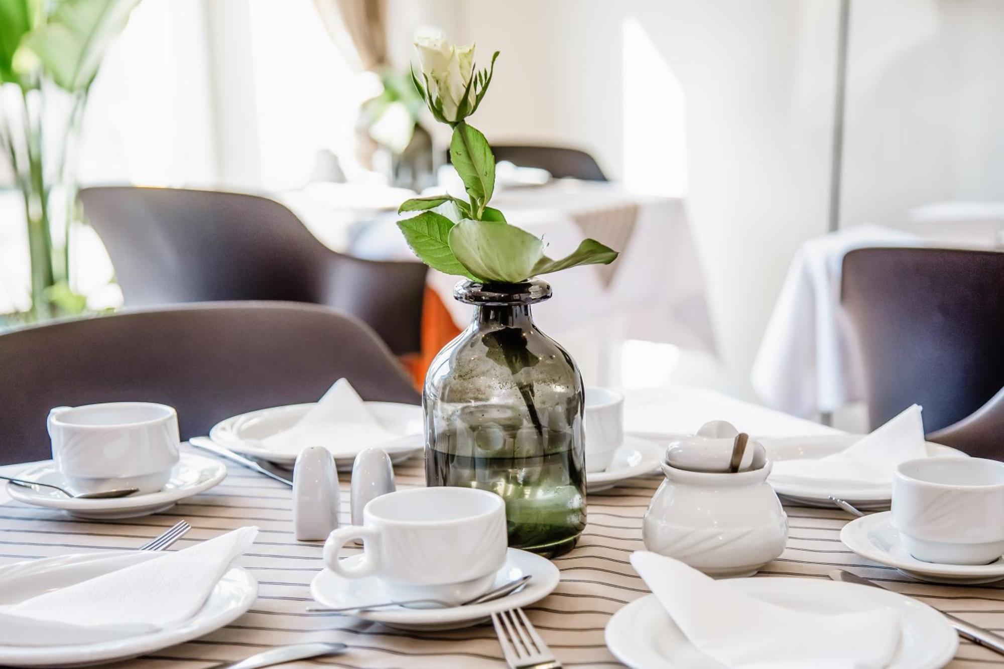 Hotel Und Restaurant Gartenstadt Erfurt Eksteriør billede